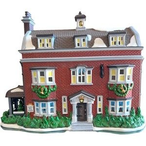 Dept 56 Heritage Charles Dickens Village Series GADS HILL PLACE 6th Edition 1997